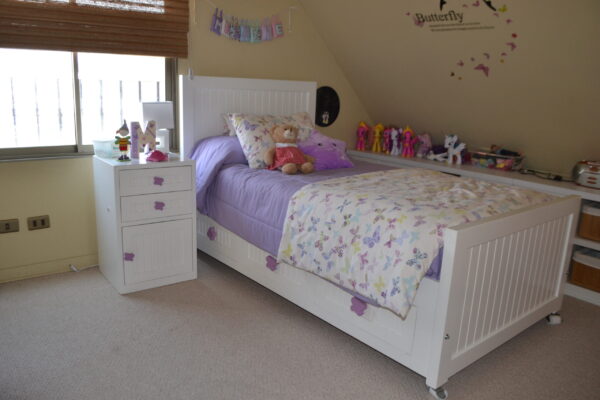 Cama Melanie