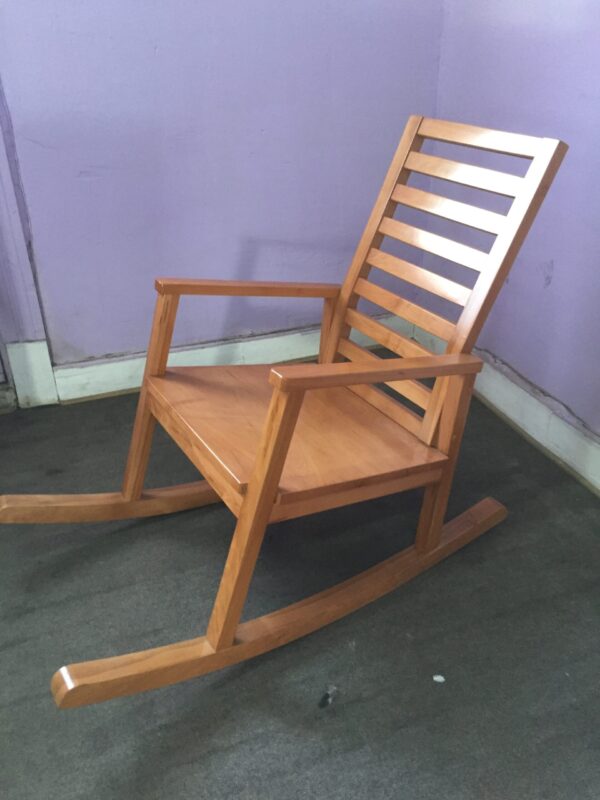 Silla Mecedora Recta