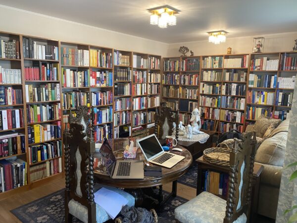 Biblioteca Paula